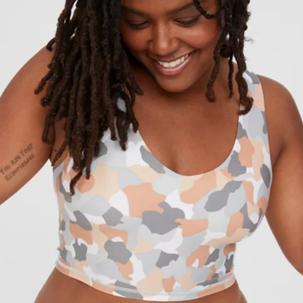 Aerie Camo Gray, White, Tan Keyhole Back Sports Bra Size Small New